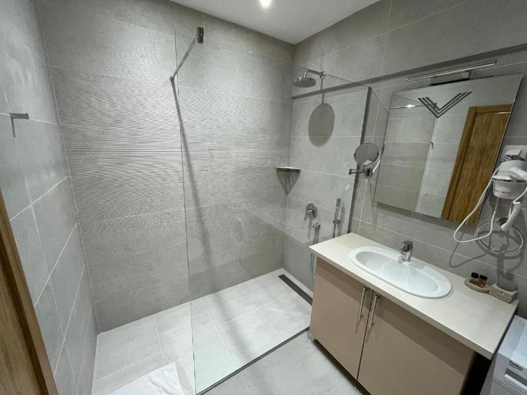 Apartments Lux Budva Zimmer foto
